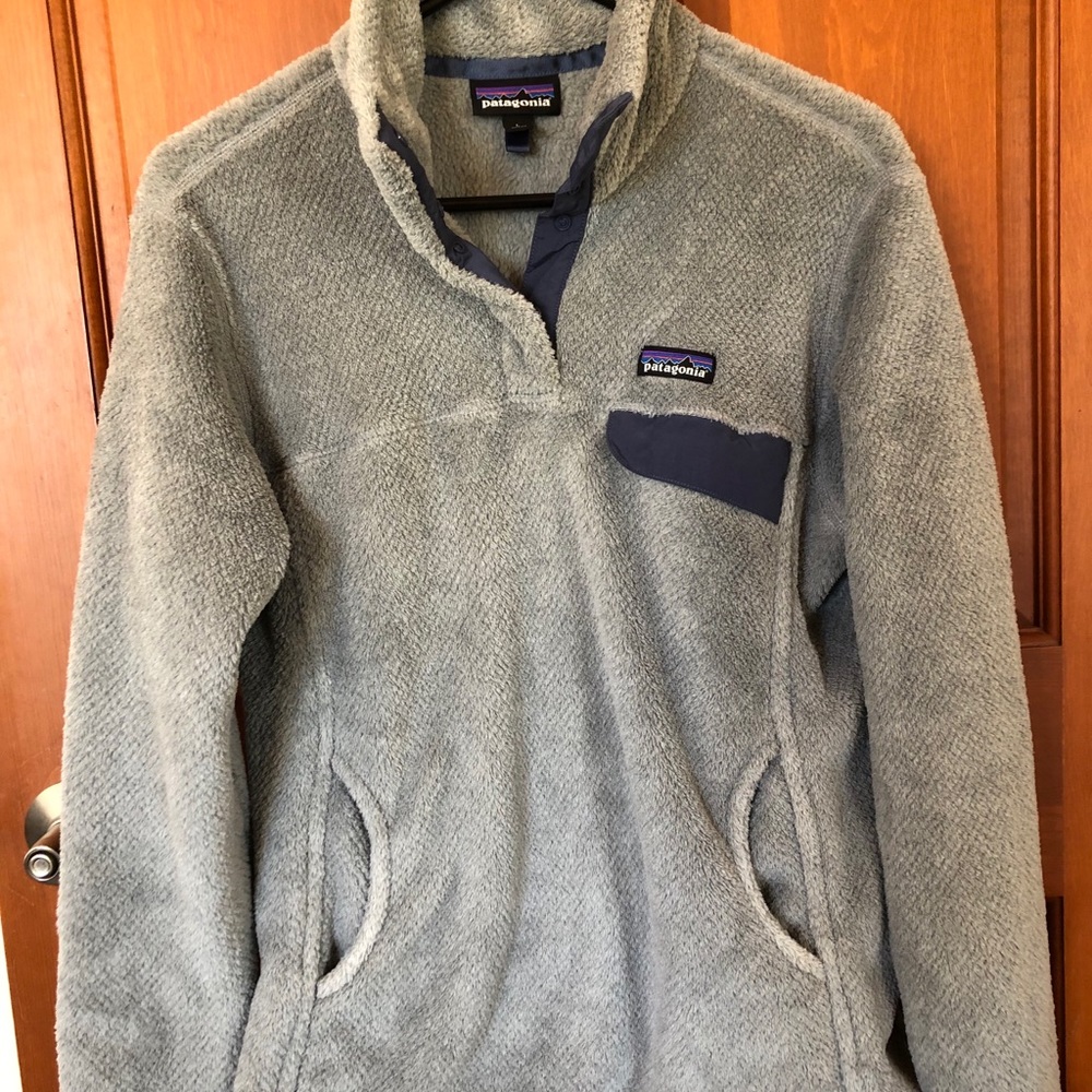 Women’s Patagonia fleece pullover jacket